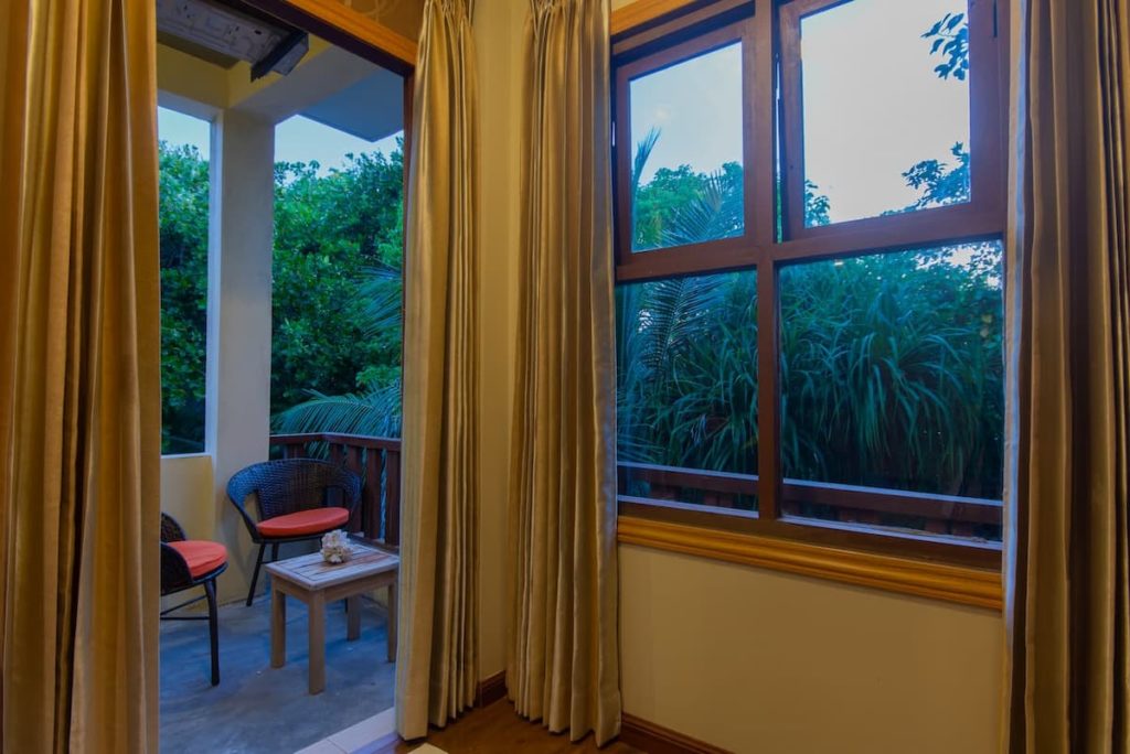 Sea View Suite - Image 2